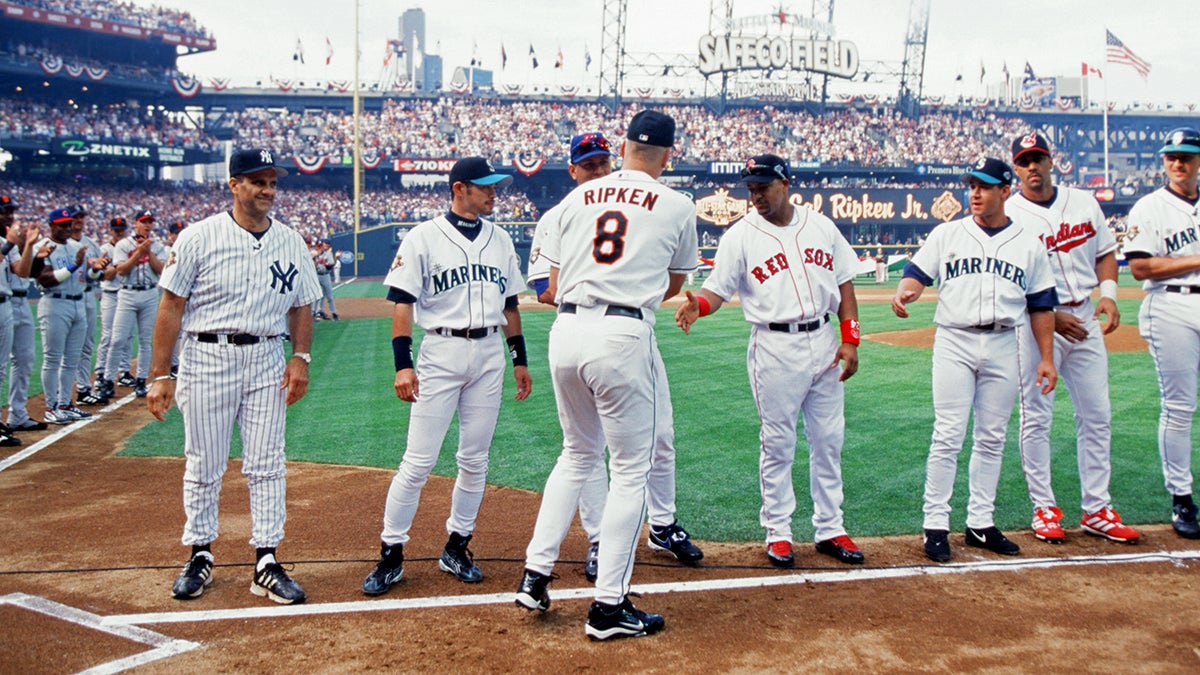 Cal Ripken Jr. introduced at 2001 All-Star Game