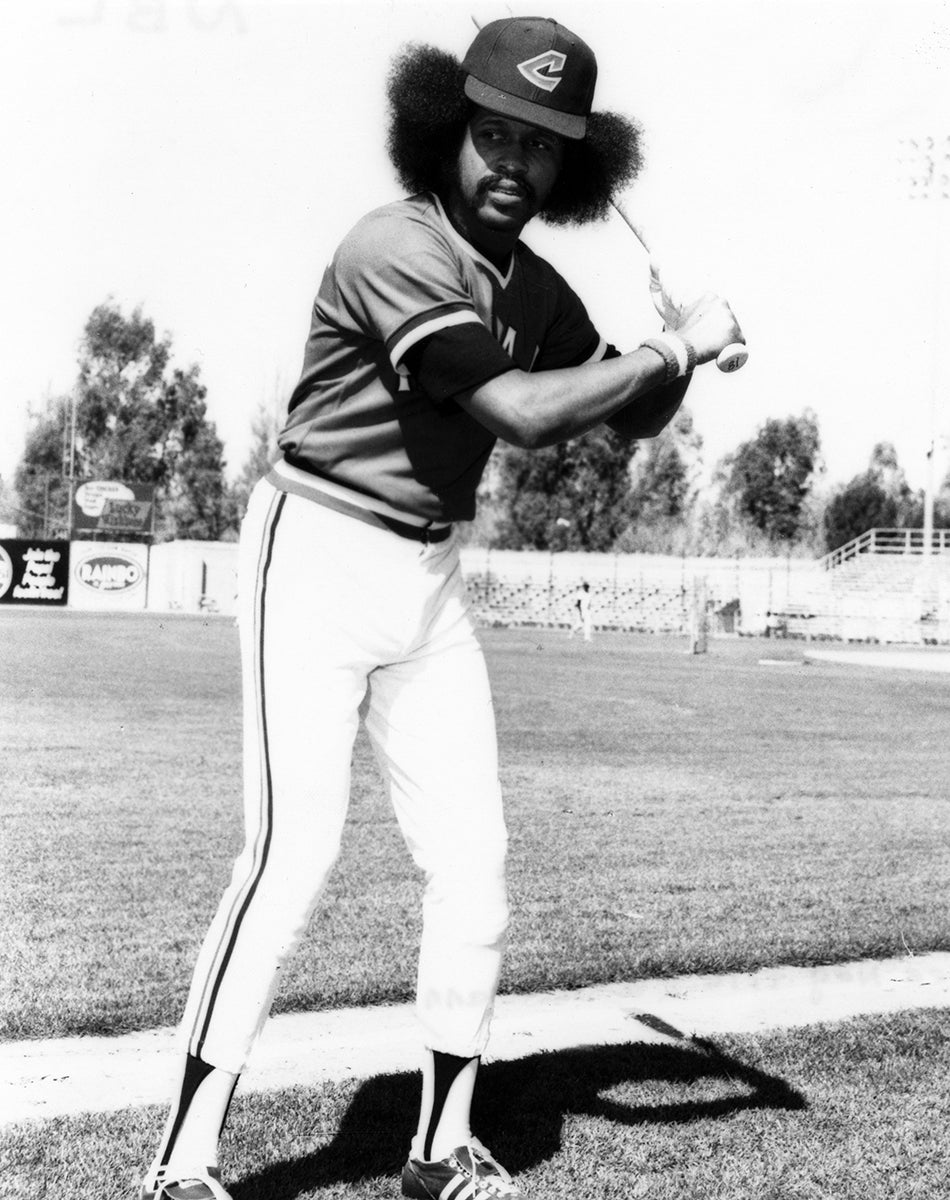 Oscar Gamble in left-handed batting stance