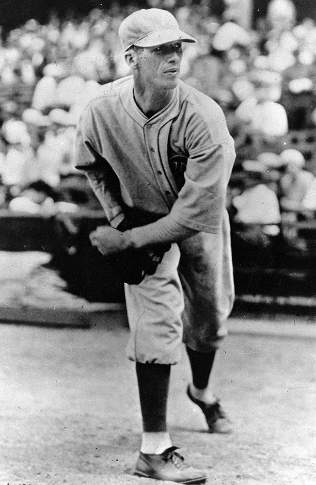 Black and white pitching portrait of Lefty Grove