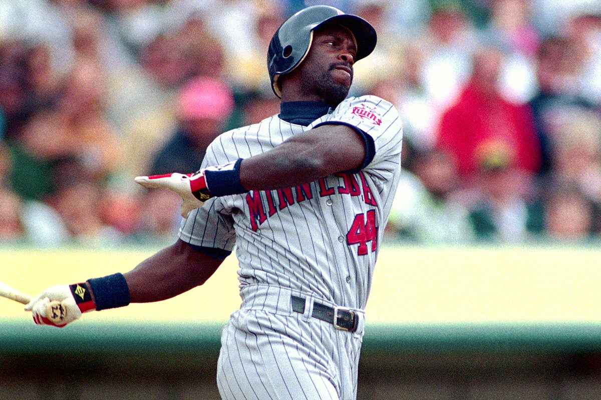 Chili Davis bats for Twins