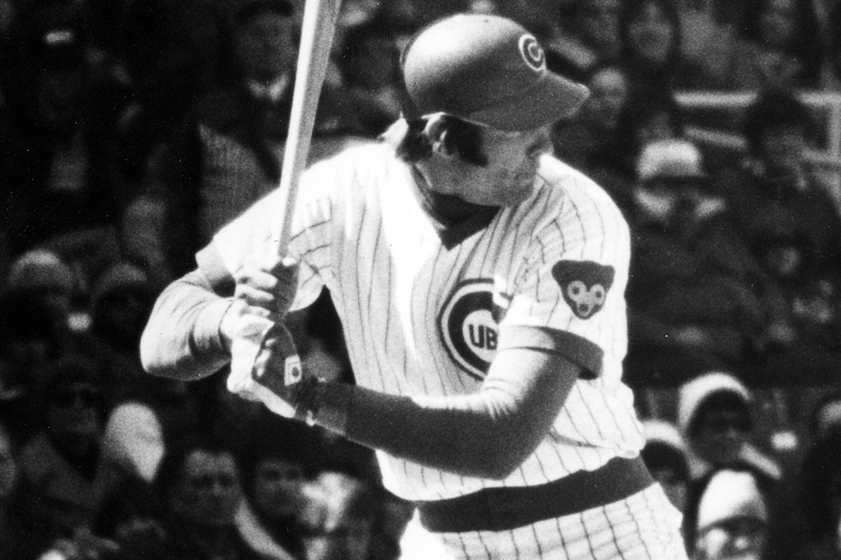 Dave Kingman bats for Cubs