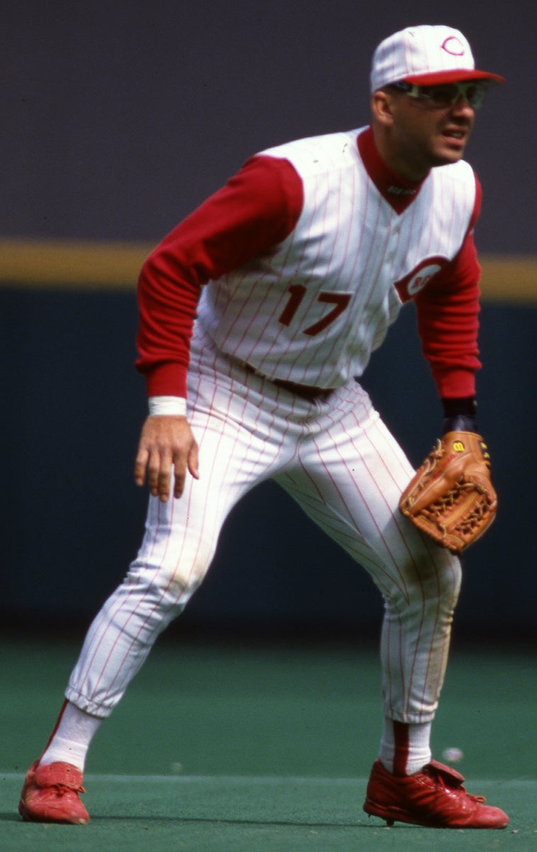 Chris Sabo playing defense for Reds