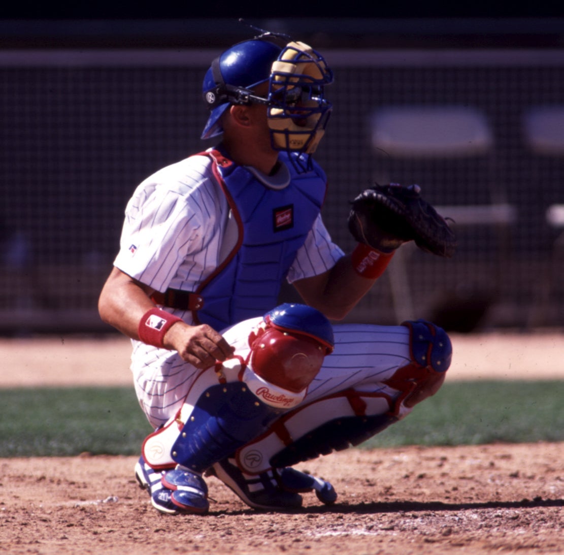 Benito Santiago playing defense with Cubs