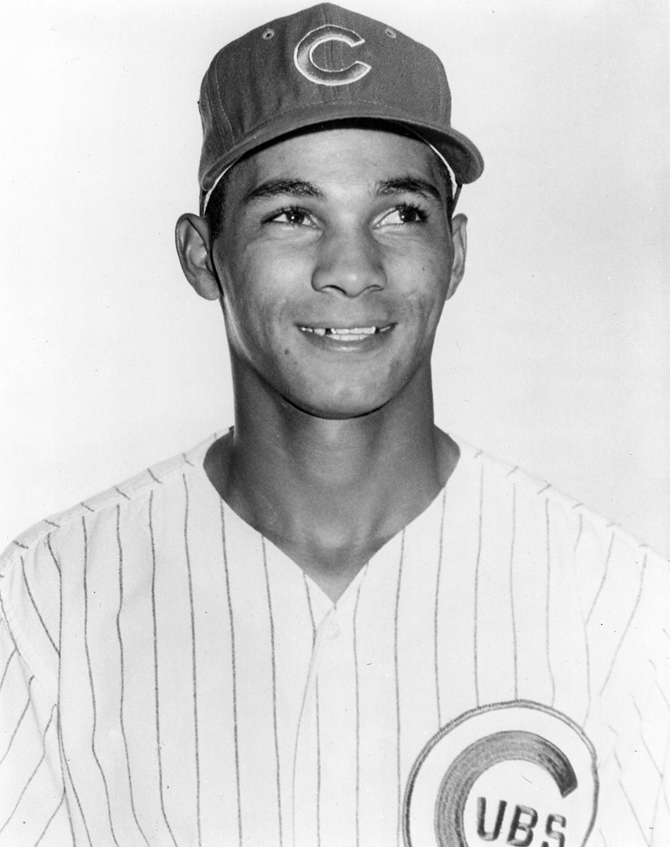 Black and white portrait of Billy Williams in Cubs uniform