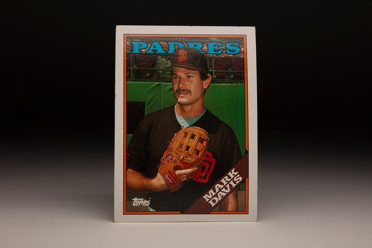 Front of 1988 Topps Mark Davis card